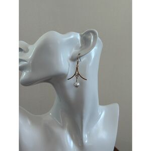 Gold & Faux Pearl Rhinestone Drop Earrings – NEW – 2"